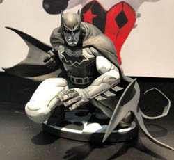 DC Collectibles Mad Batman black and white New York Toy Fair 2019 pic 1